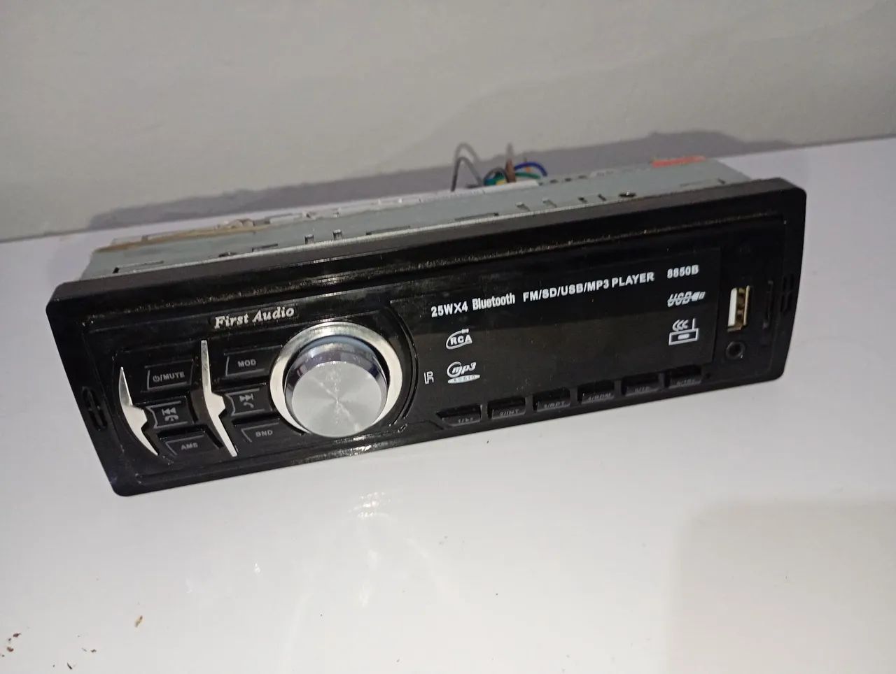 Som Bluetooth e par de auto falante 