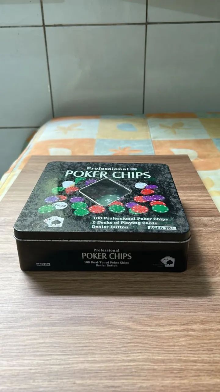 Desapego jogo de pôquer 100 fichas  - Foto 2