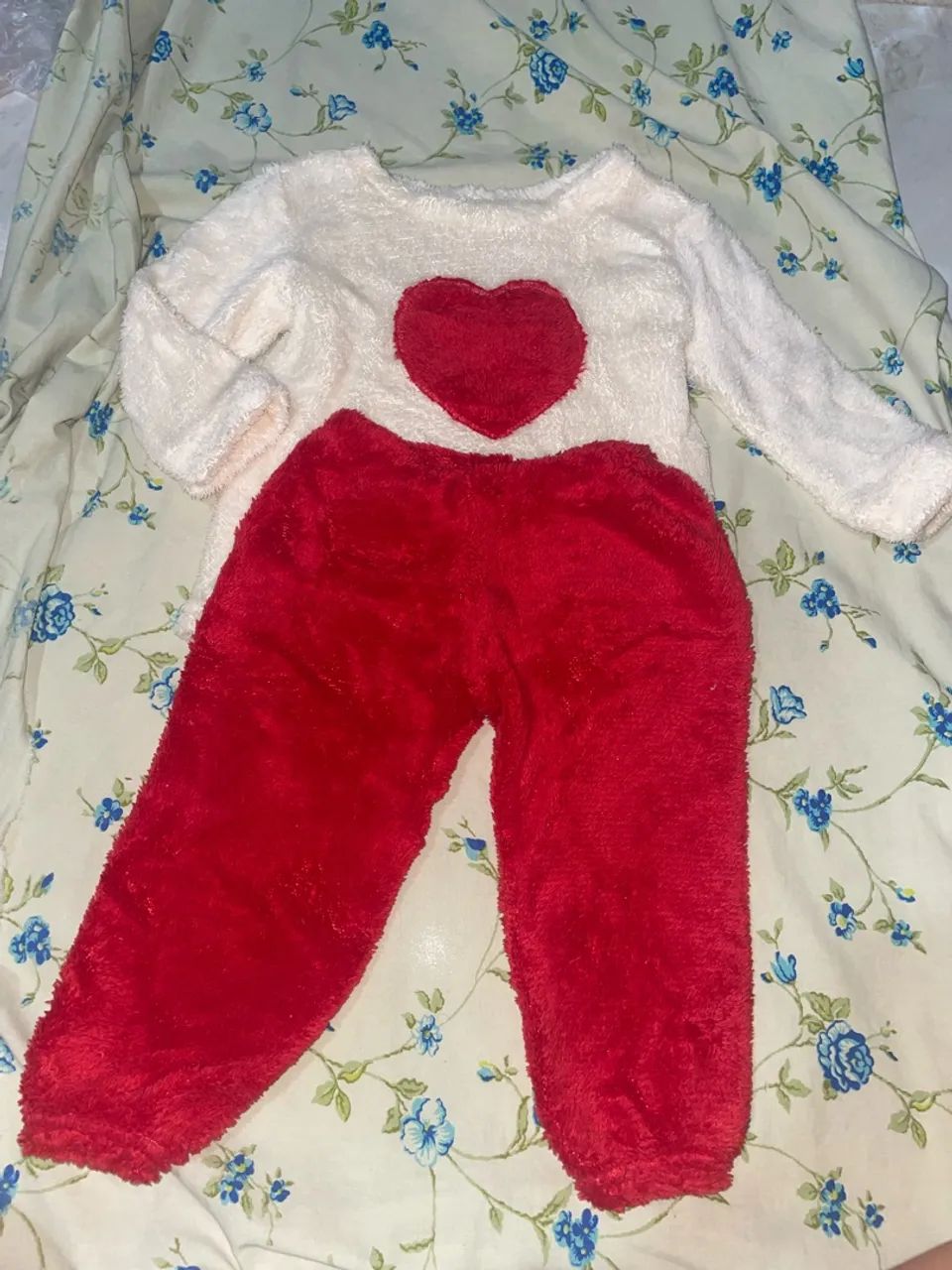 Pijama quentinho e macio para sua bebê 