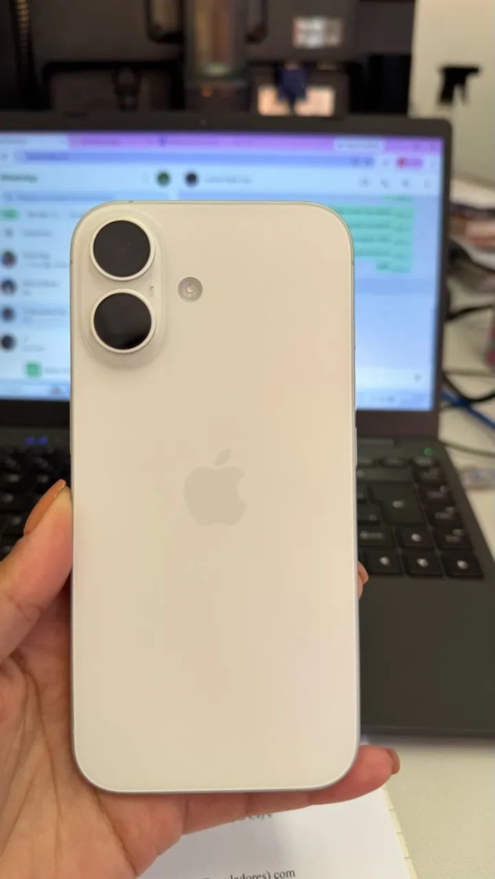 iPhone 16