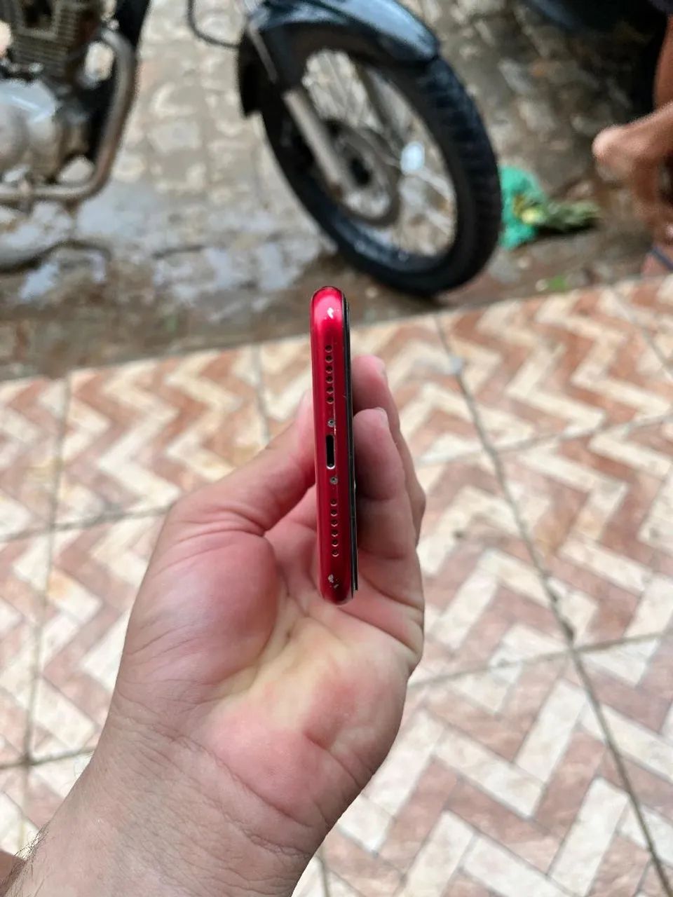 Iphone 11 red - Foto 4