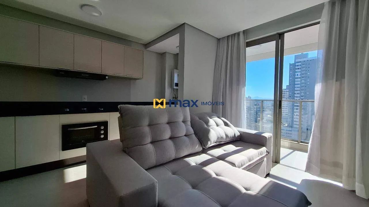 Apartamento mobiliado com 2 suítes no Centro de Itajaí. - Foto 2