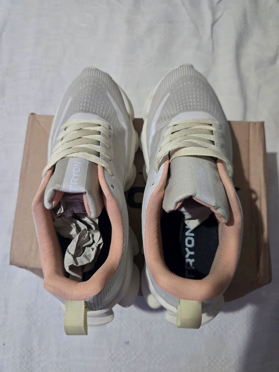 Vendo lindo tênis feminino.  - Foto 2
