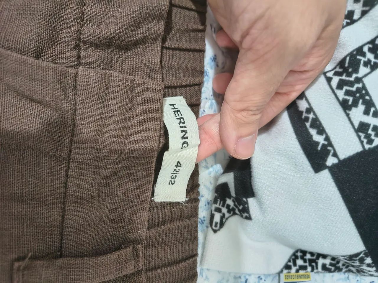 Calça masculina, TM 42 excelente estado - Foto 3