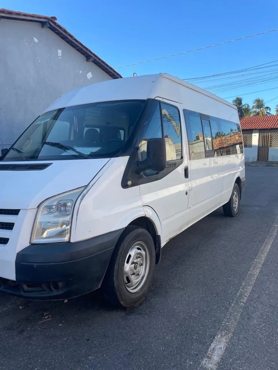Ford Transit TRANSIT Furgão 3330 2.4 TDCI Curto Dies. 2011