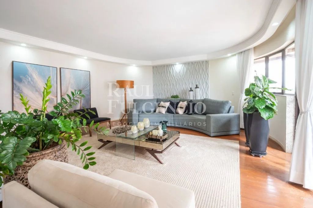Apartamento no Edifício London Lake com 4 Dormitórios à Venda em Londrina