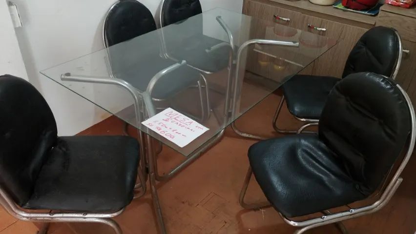Mesa  de Jantar (Sem  acadeiras)