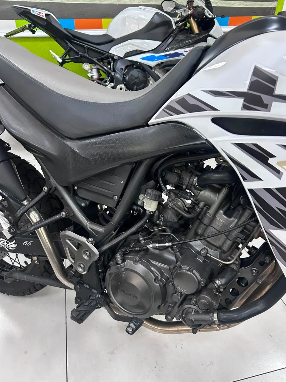 YAMAHA XT 660 R - Foto 4