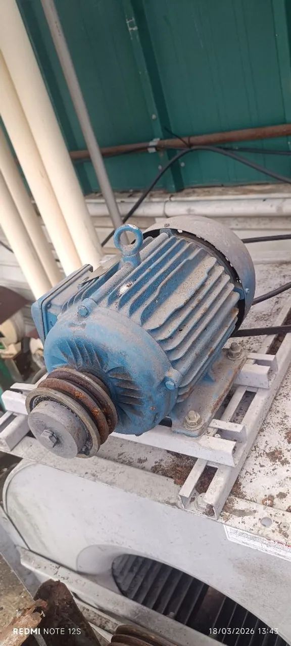 Motor de indução elétrico Weg bifásico - Foto 3