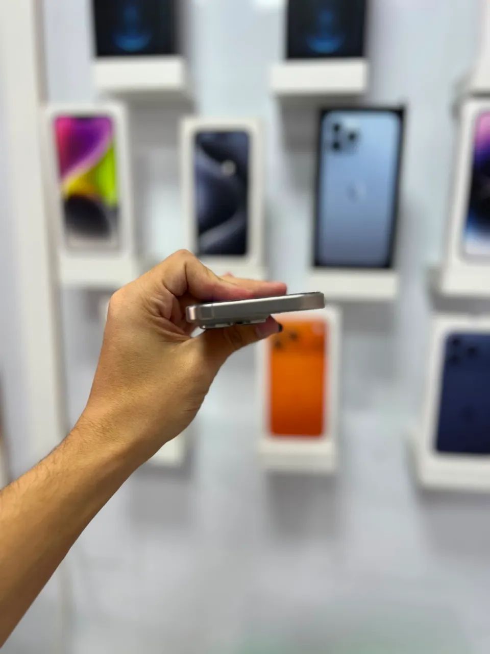 iPhone 16 Pro - 256GB  ?4.899,00 - Foto 4