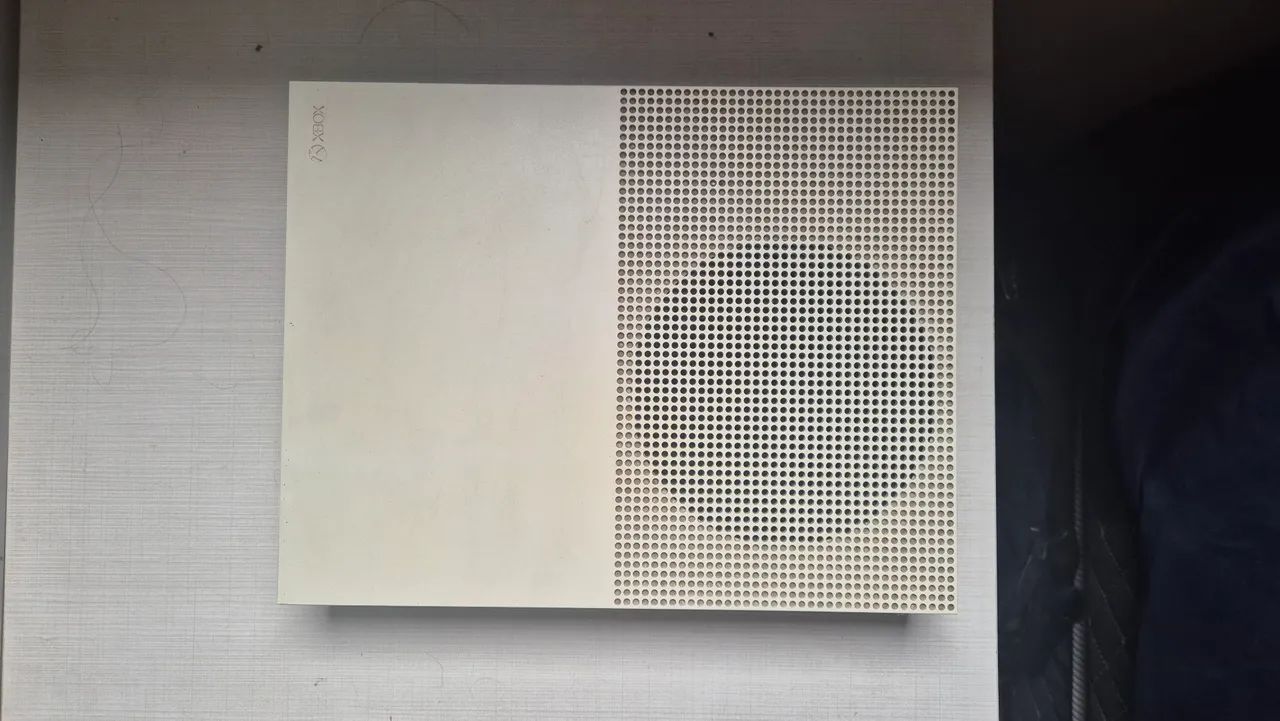 Xbox ONE S 1Tb  - Foto 3