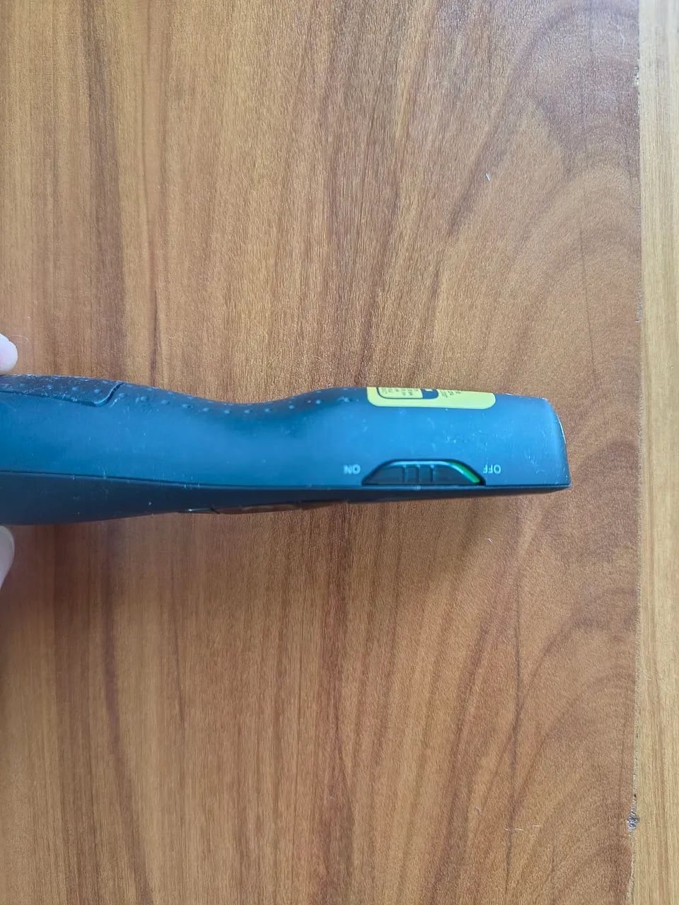 Clicker de apresentação sem fio Logitech R800 com laser verde - Foto 4