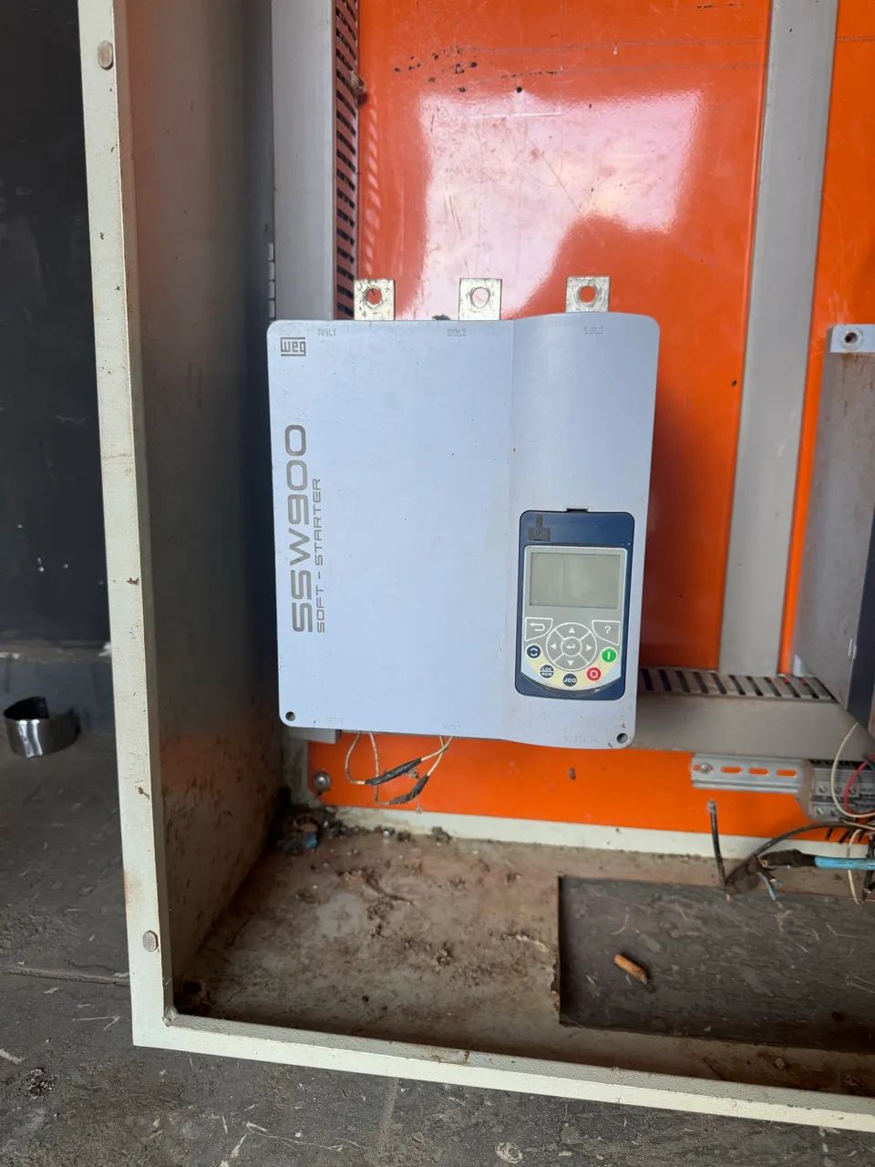 SOFT STARTERS WEG SSW900  
