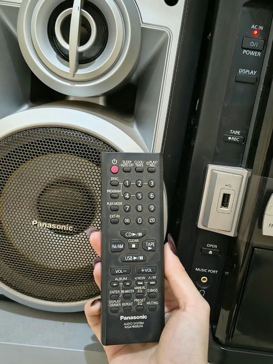 Aparelho de Som Panasonic AK270 - Potência e Qualidade! - Foto 2