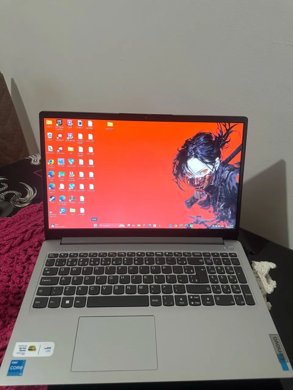 Notebook lenovo i3 - Foto 3