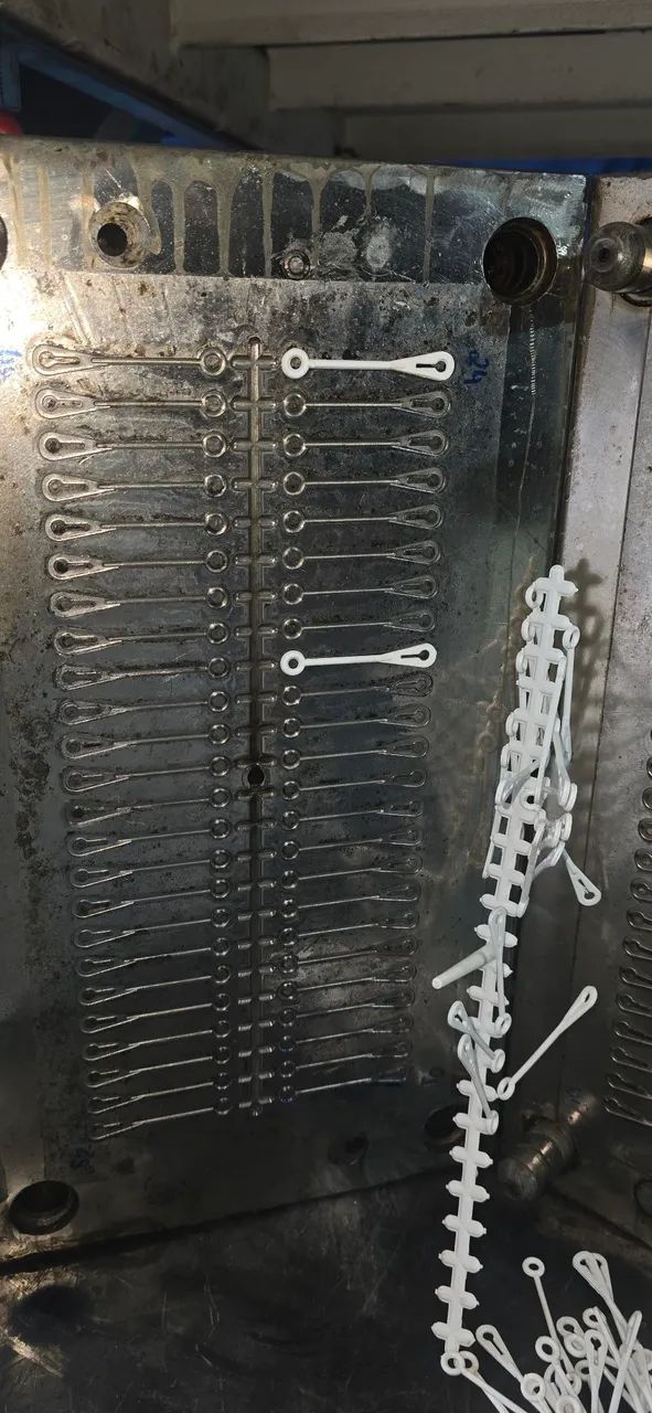 Moldes de roupa itima - Foto 4