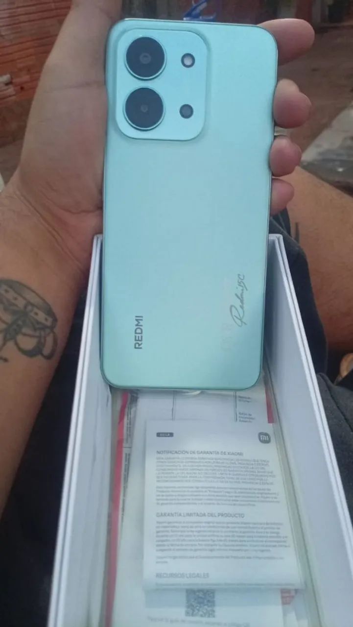 Vendo celular novo na caixa  - Foto 2