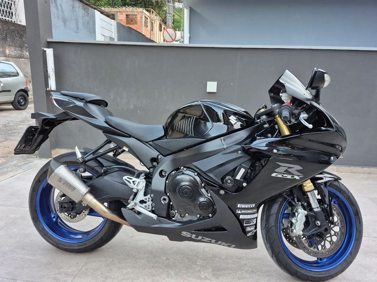 GSX-R Srad 750