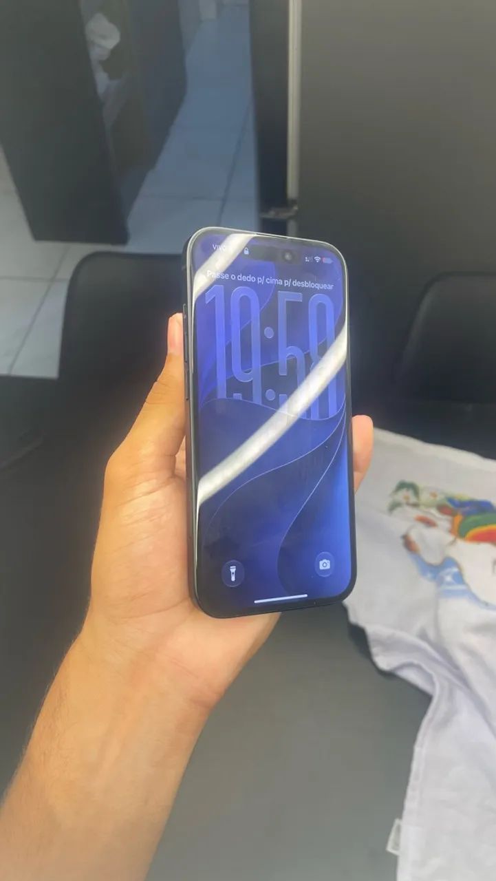 IPHONE 15 256gb semi novo perfeito  - Foto 4