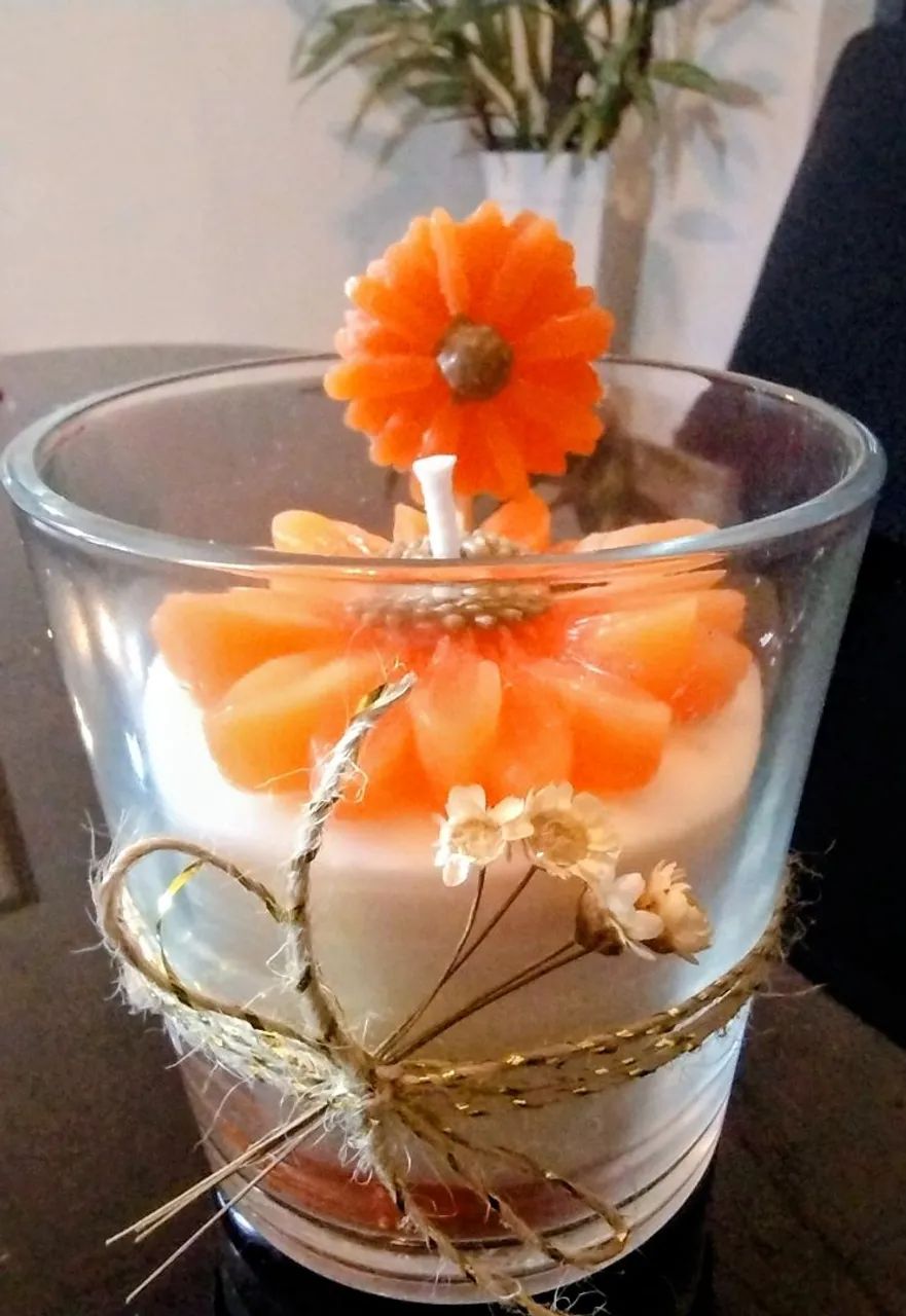 VELAS ARTESANAIS AROMÁTICAS E DECORATIVAS  - Foto 6