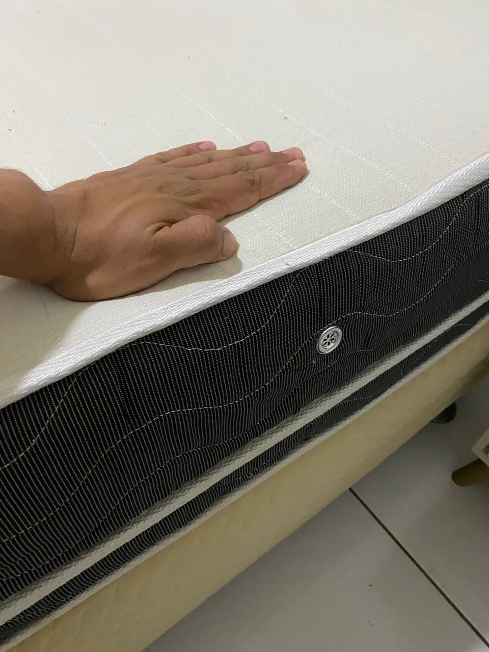 Cama box colchão com baú madeira  - Foto 4