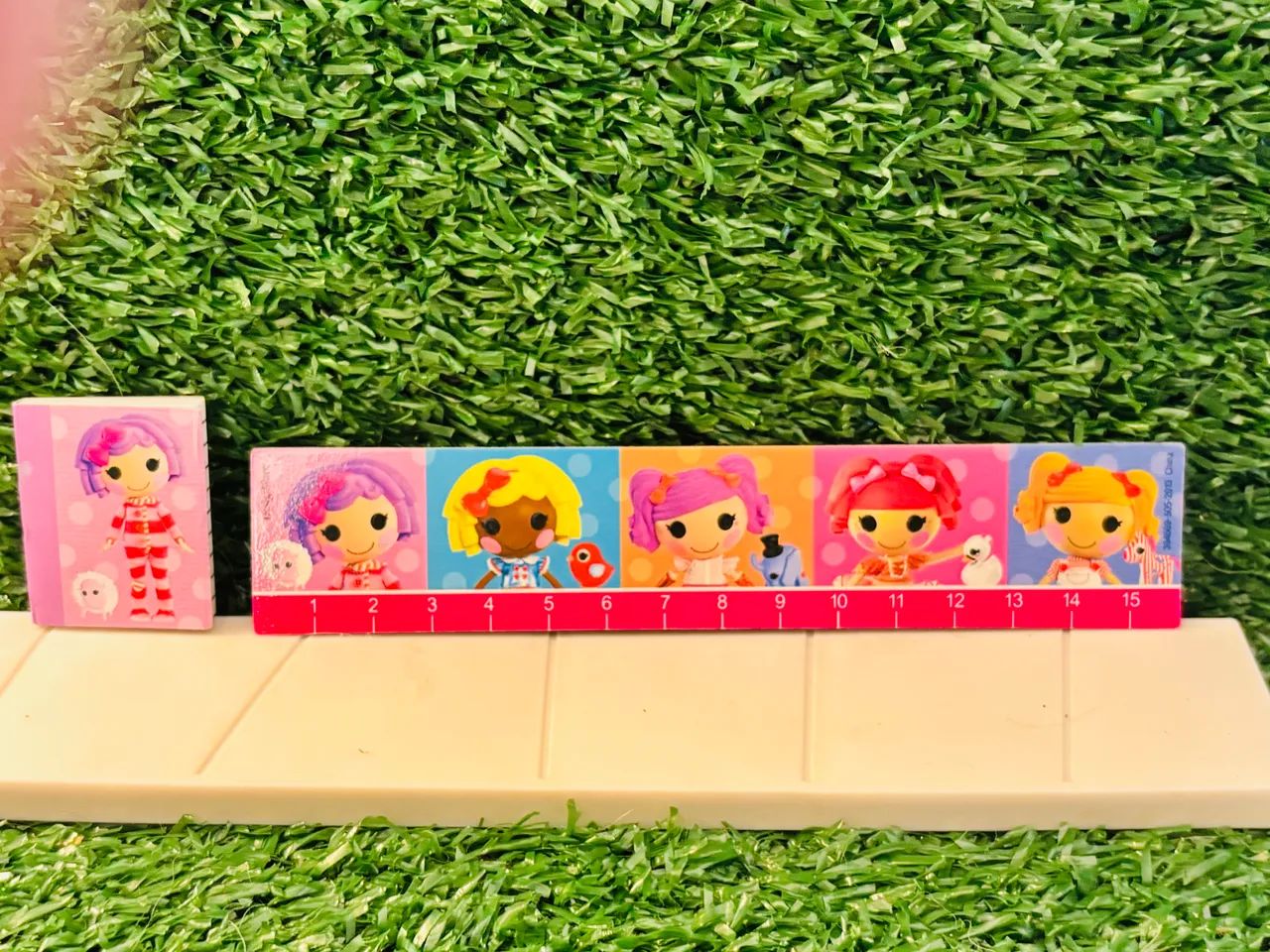 Kit Lalaloopsy azul com papelaria e bijus  - Foto 5