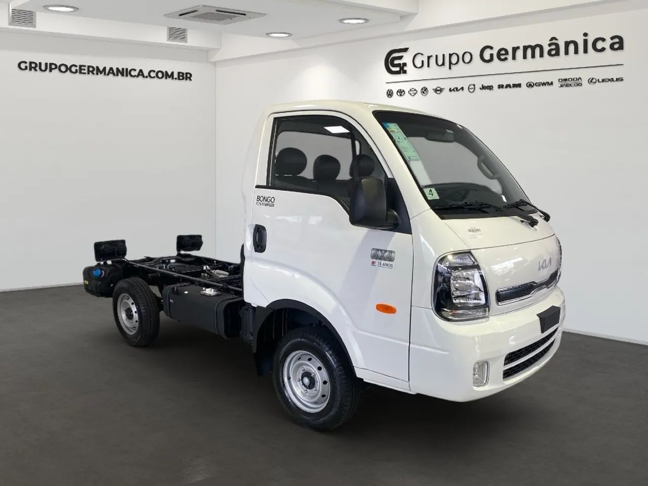 Kia Motors Bongo 2.5 TD STD CS 2027 - Foto 2