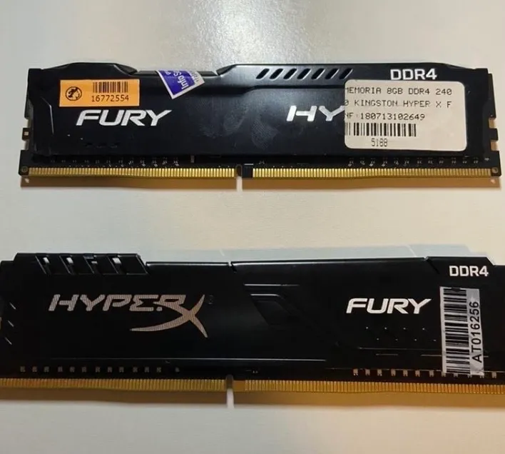 Memória Ram SK Hynix DDR4 16GB 3200Mhz (2x8GB) UR0262