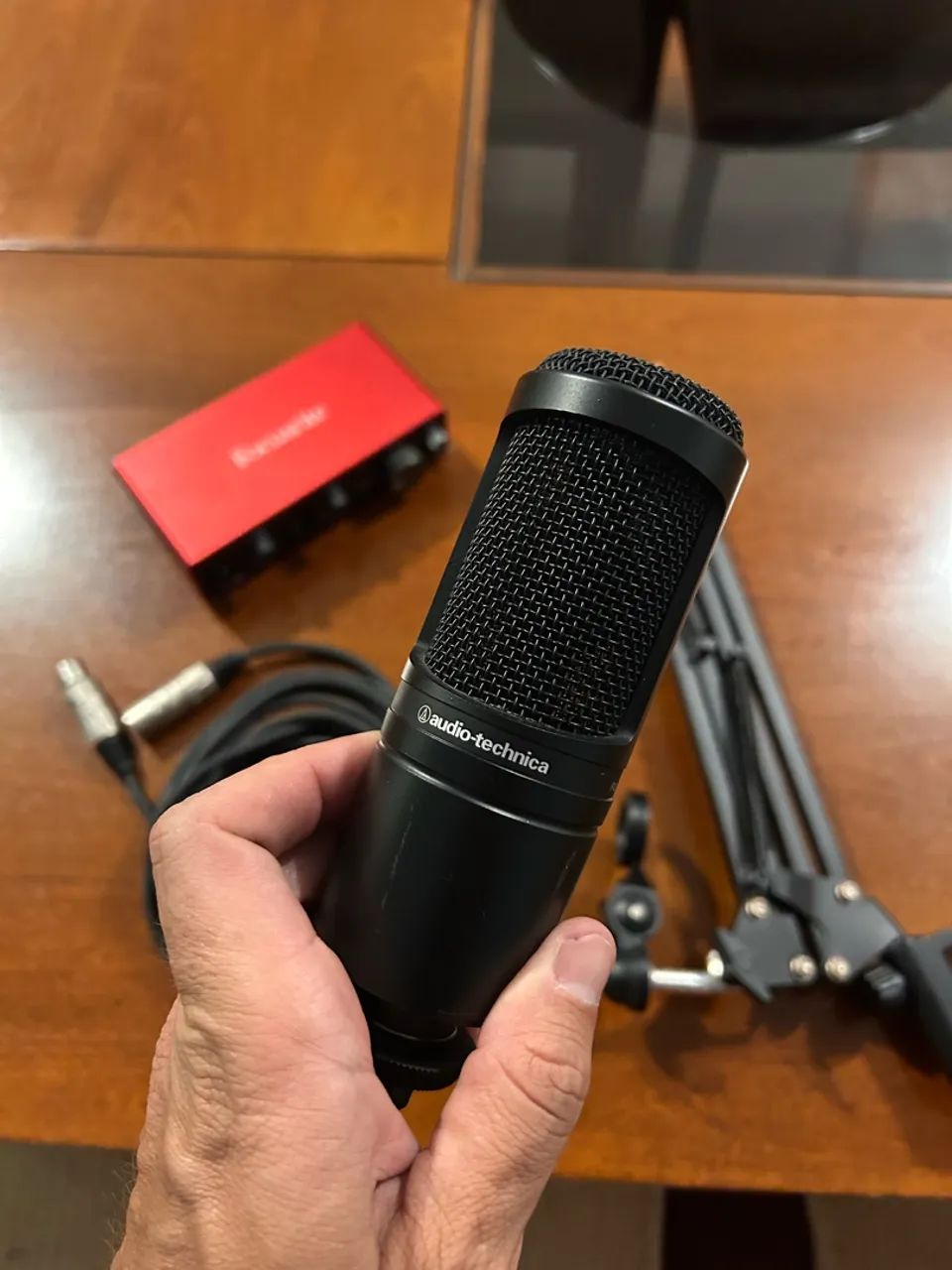 Microfone Condensador Audio-Technica AT2020 - Foto 2