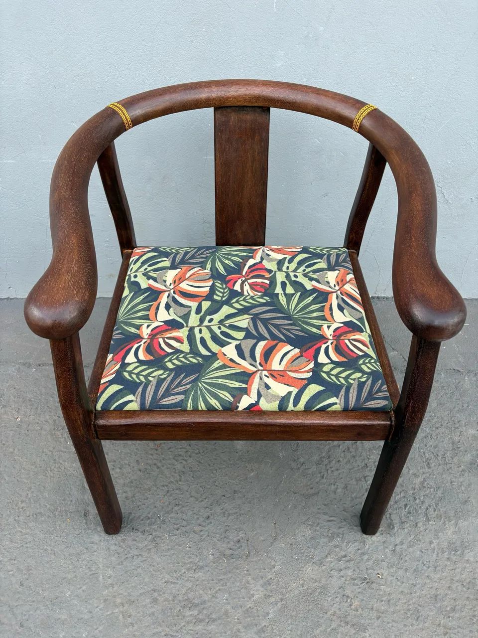 Poltrona Decorativa Restaurada 