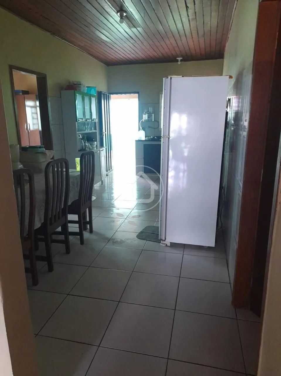 LINDO IMÓVEL EM ÓTIMA LOCALIZAÇÃO - Foto 2