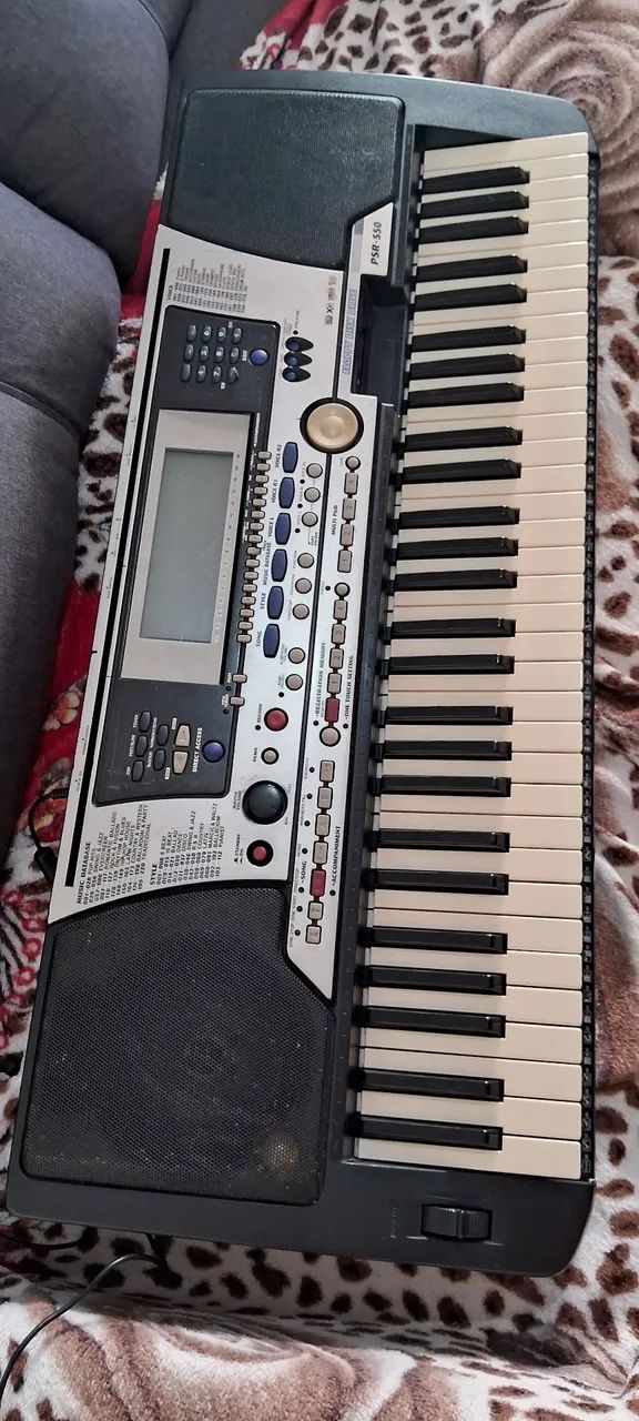 Teclado yamaha psr 550 - Foto 5
