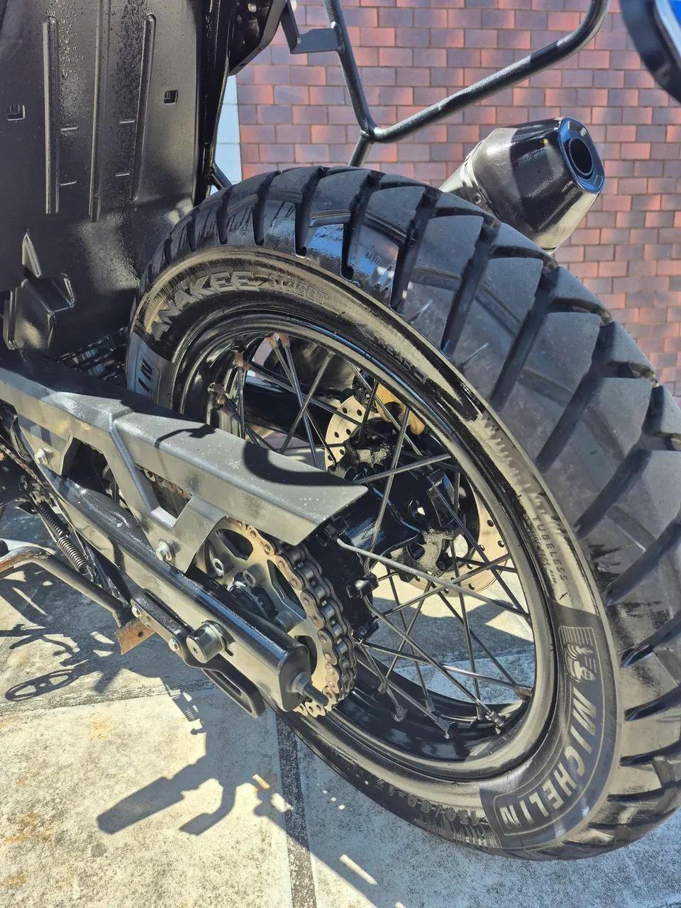Royal Enfield Himalayan 411 - Foto 3