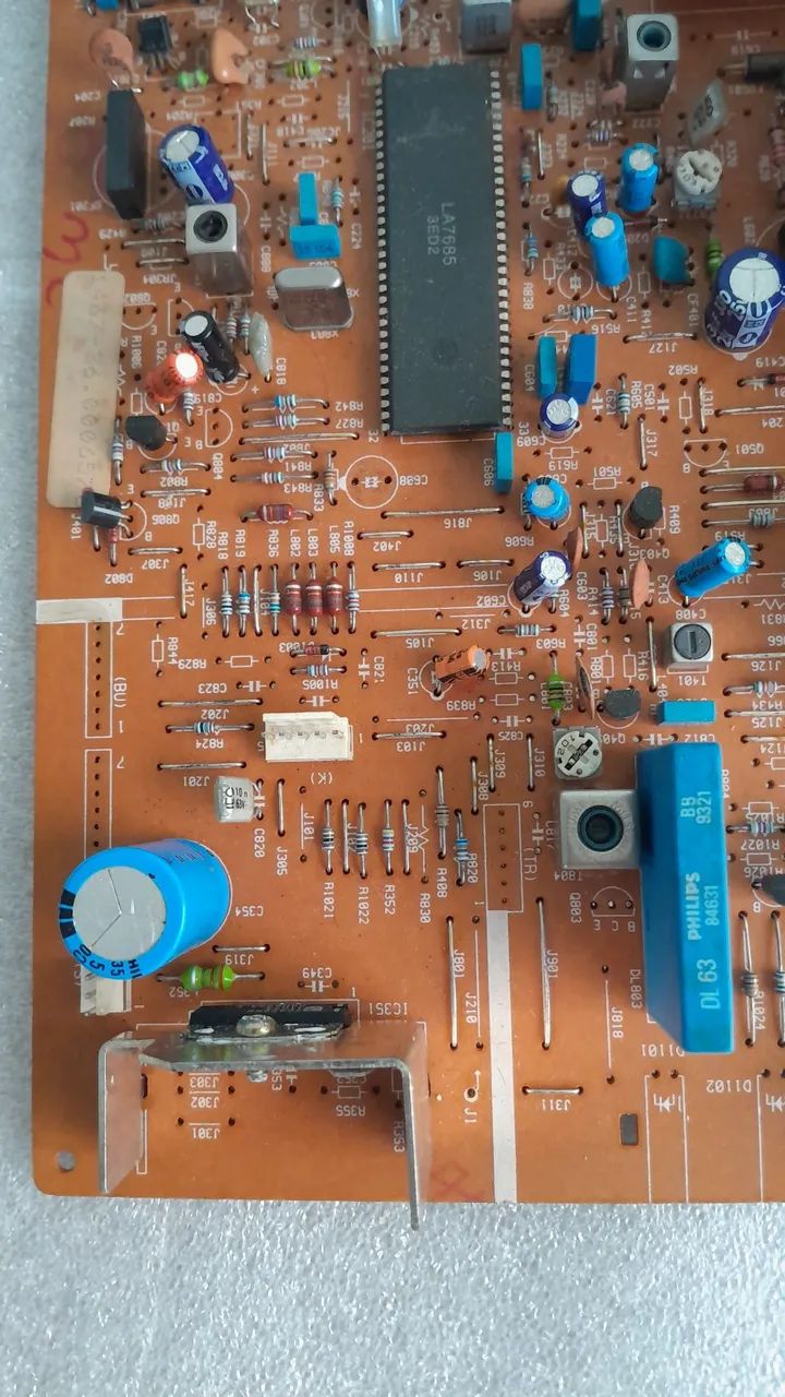 "PLACA DA TV SHARP PARA RETIRAR PEÇAS" - Foto 3
