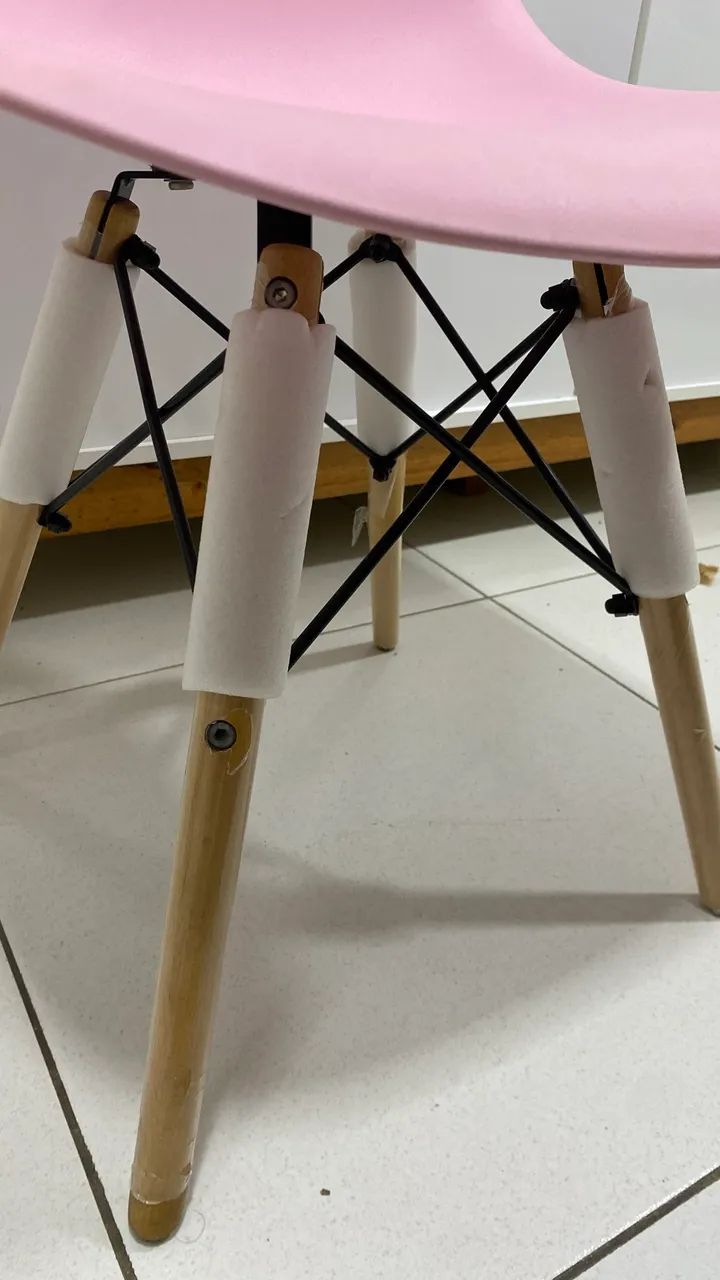 Cadeira Eames Eiffel Rosa - Foto 2