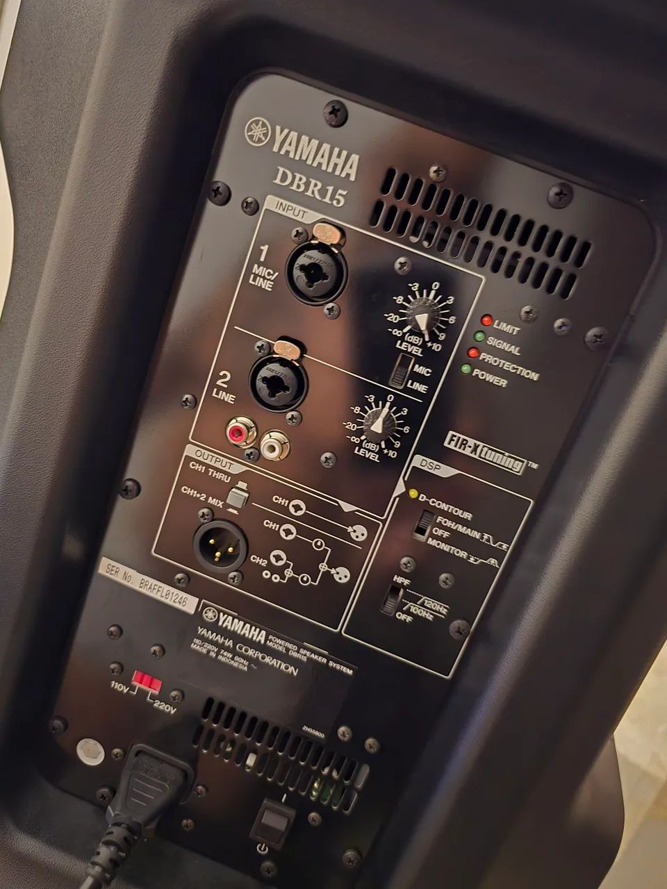 Yamaha DBR15 estado de nova + case, pouquíssimo uso? - Foto 3