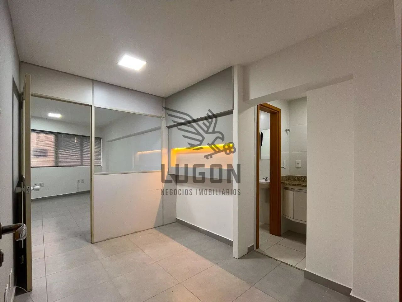 Sala comercial em Jardim Camburi | 79 m² e 2 vagas cobertas