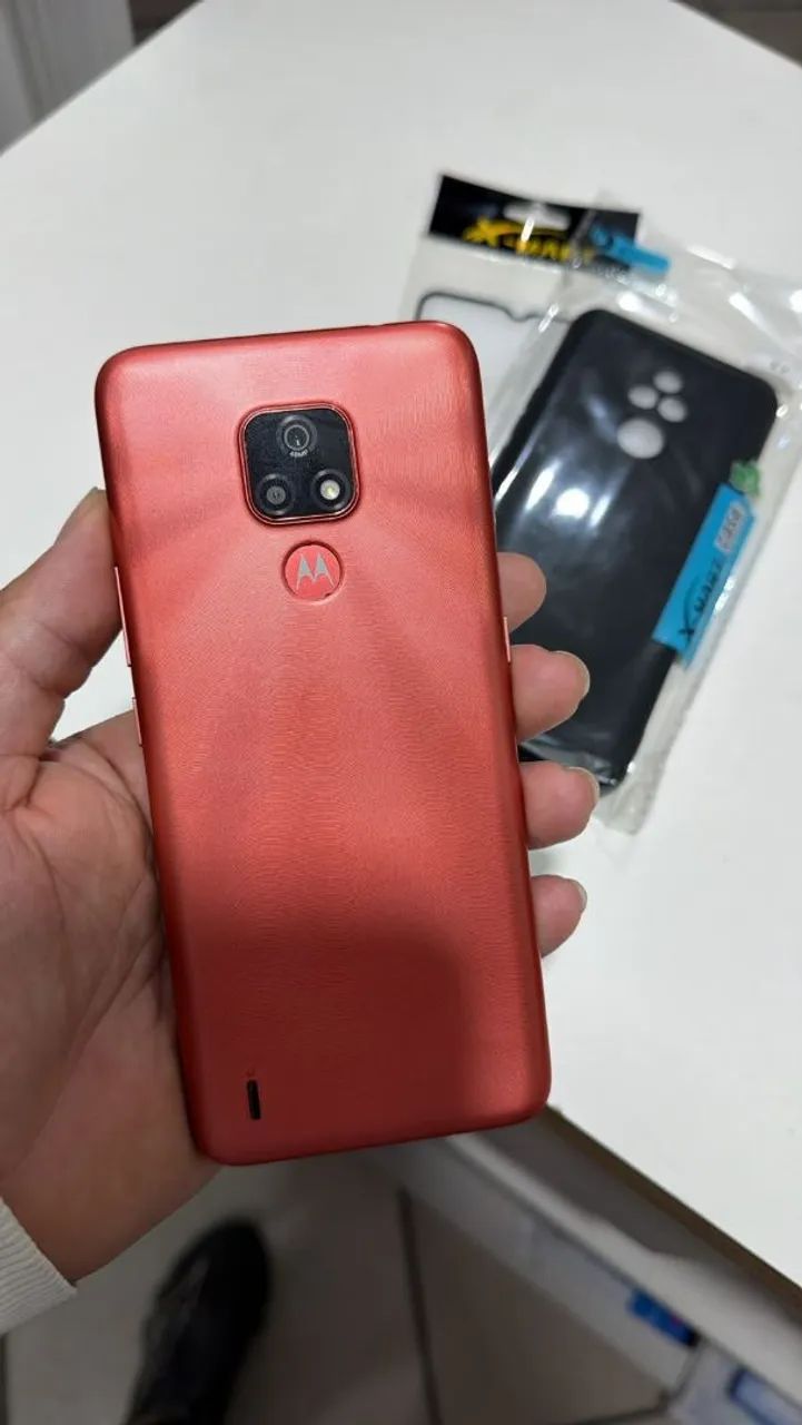 Moto E7 