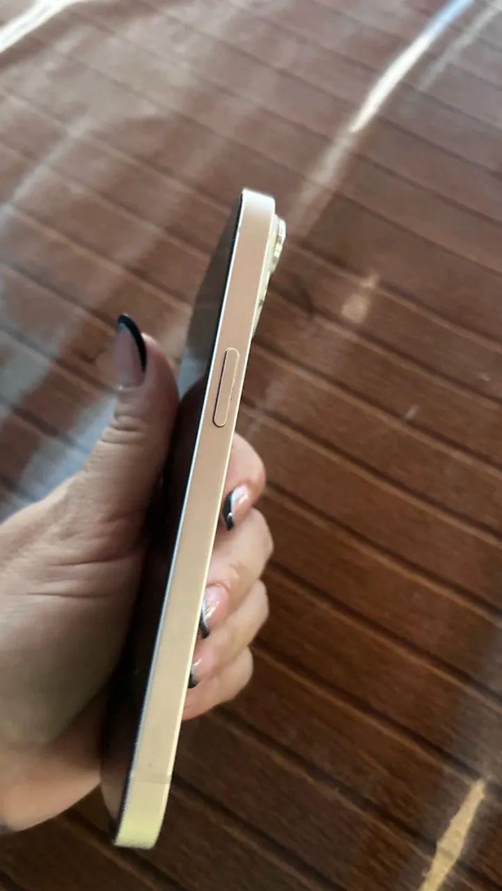 iPhone 14 - Foto 3