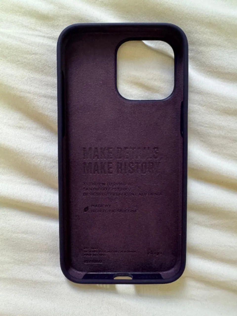Case ELAGO Iphone 15 Pro Max - Foto 2