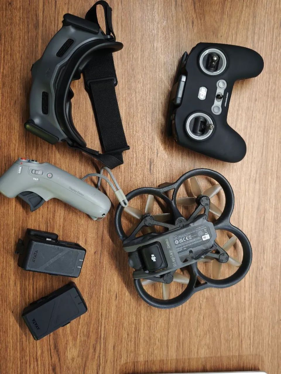 Dji AVATA combo + controle - Foto 2