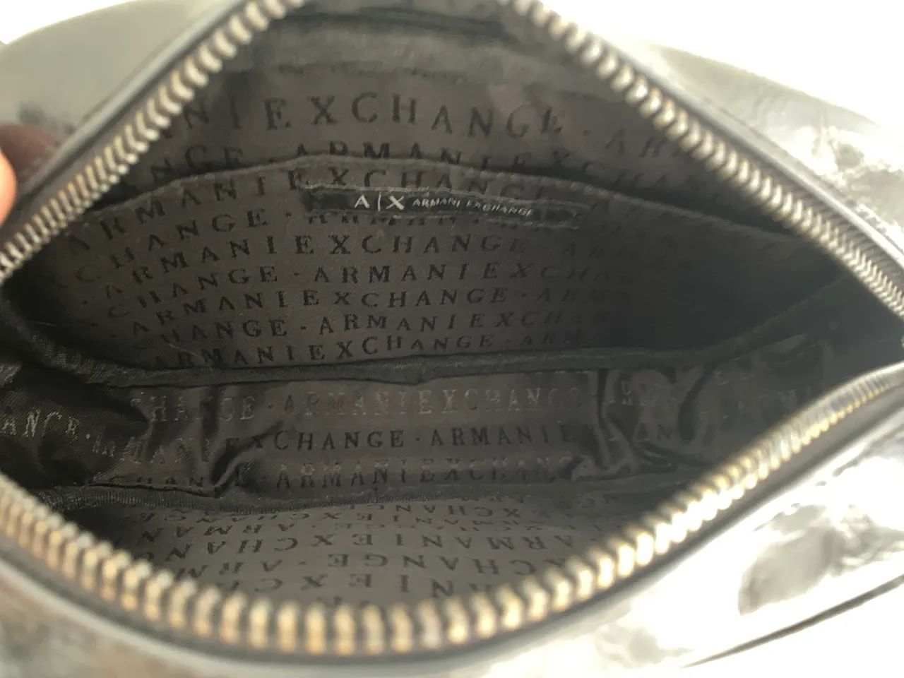 Bolsa AX (Armani Exchange) Preta - Original - Foto 5