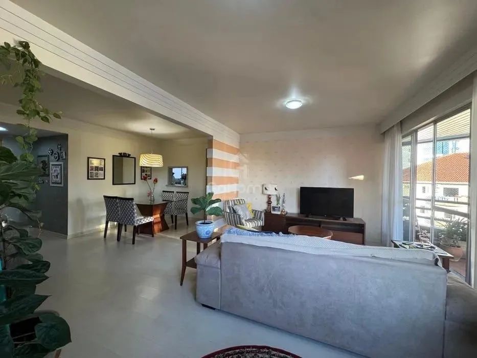 Amplo apartamento no Centro - Foto 3