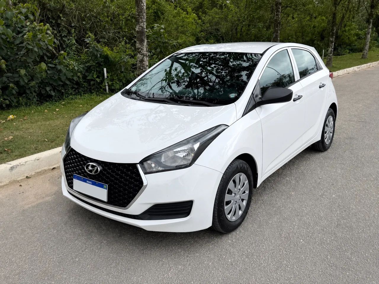 Hyundai HB20 Unique 1.0 Flex 12V Mec. 2019 - Foto 2