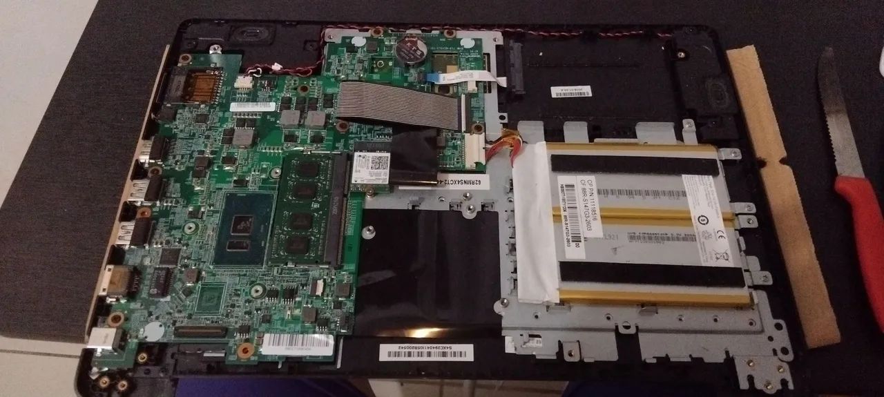Placa mãe notebook positivo