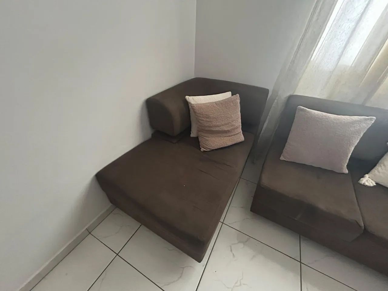 Vendo Sofá com Chaise - Foto 5