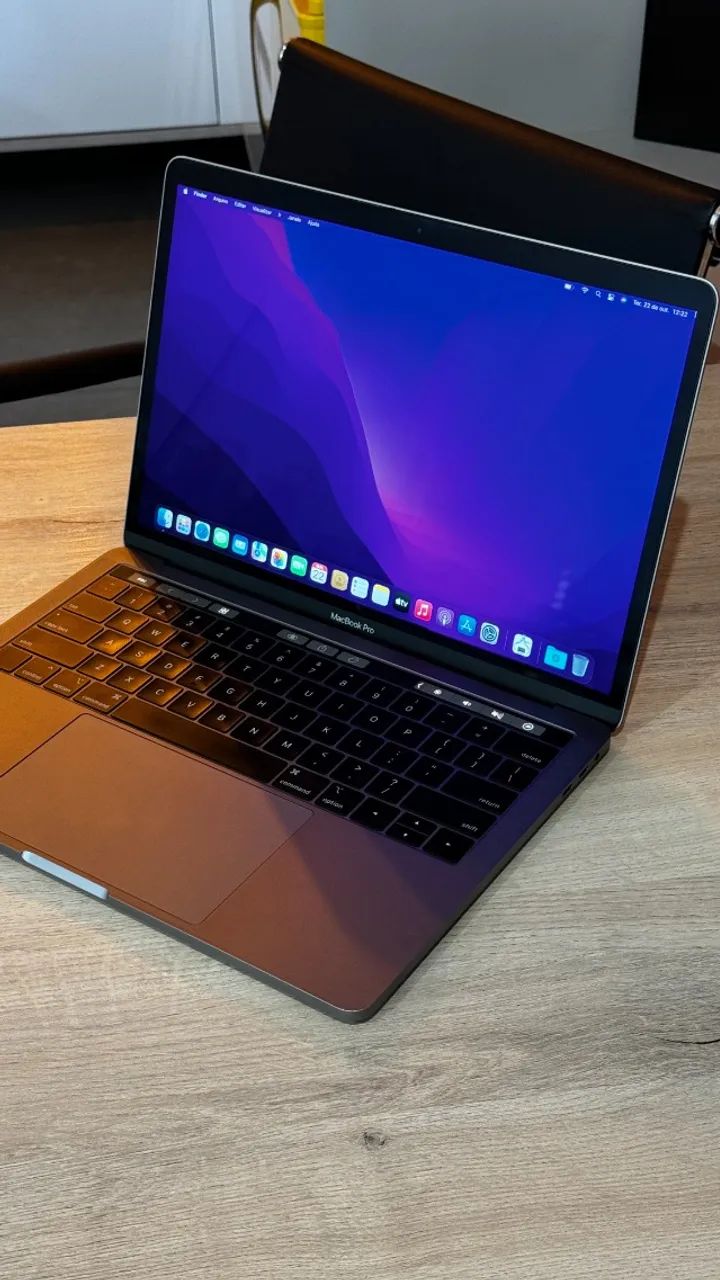 MacBook Pro 2018 16GB Ram | Intel Core i7 | 1TB SSD | Touchbar