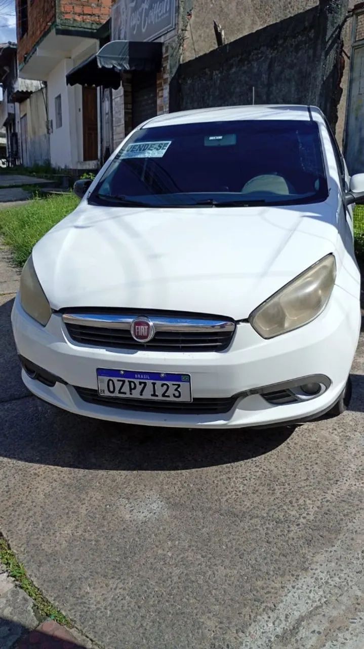 Fiat Grand Siena 2015