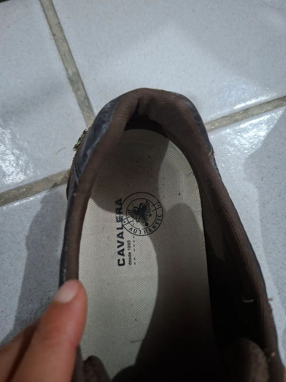 Tênis  cavaleiro Tam 40 - Foto 3
