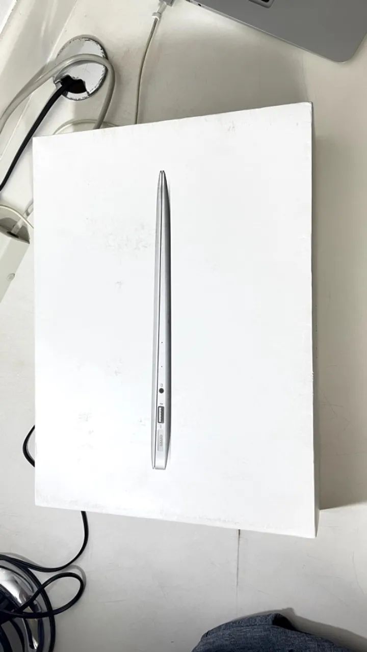 Macbook Air (13-inch, 2017) 8gb Ram / 128gb Ssd em Perfeito Estado